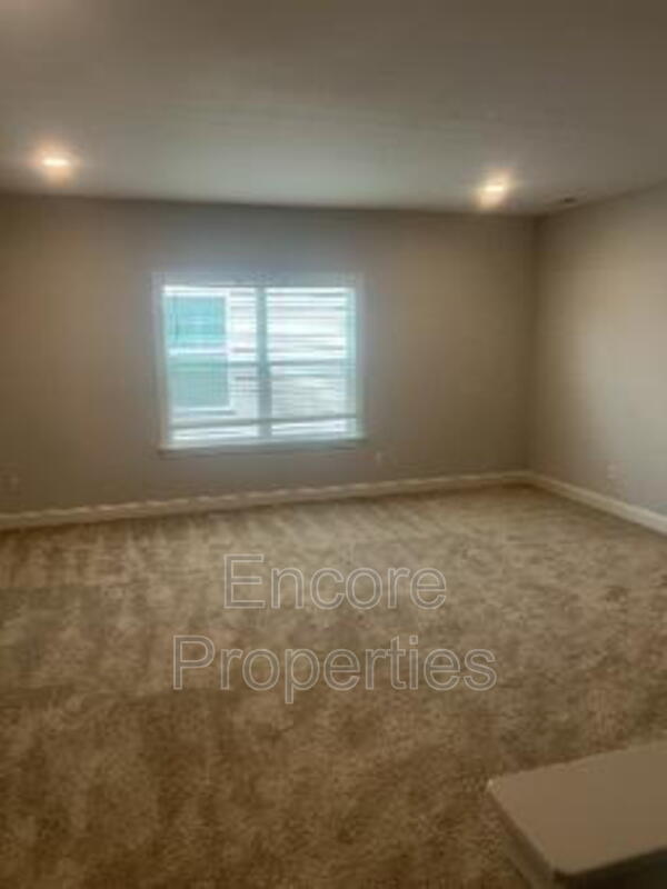 Building Photo - 1004 Bravura Dr
