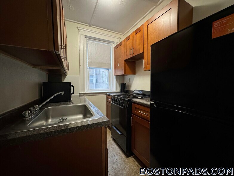 Primary Photo - 1175 Boylston St