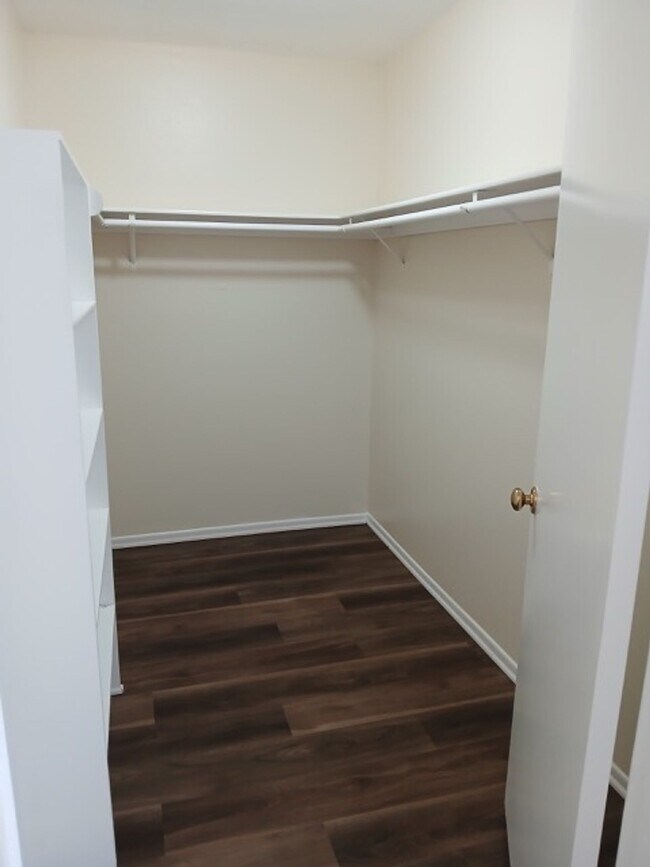 Floorplan - 420 7th Street