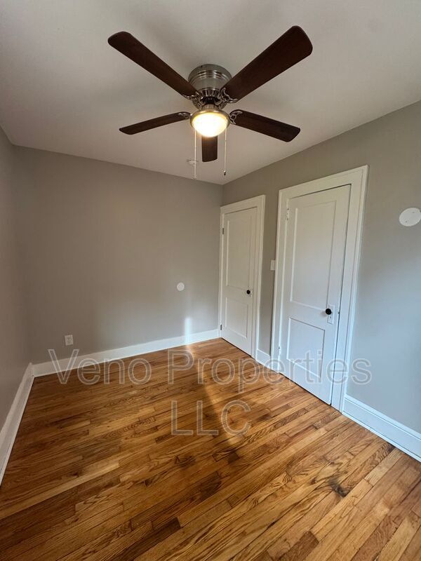 Building Photo - 179 9th St