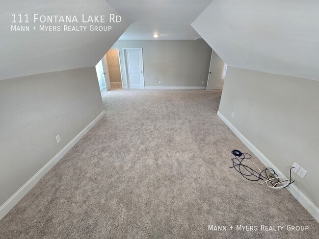 Building Photo - 111 Fontana Lake Rd