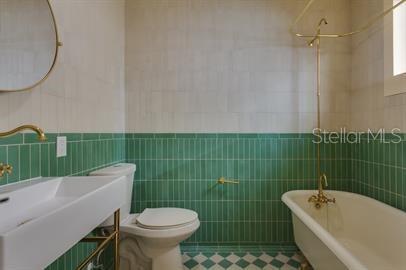 Building Photo - 634 3rd St N