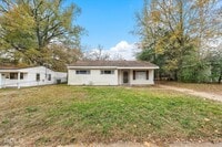 Building Photo - 3051 Amherst St