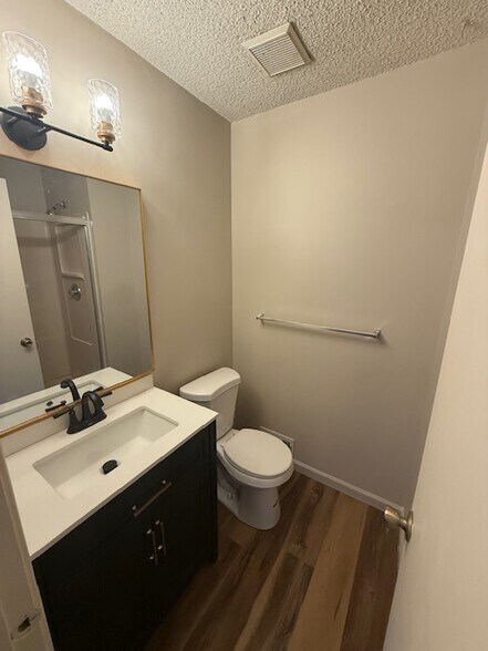 Building Photo - 78 Cheshire Dr