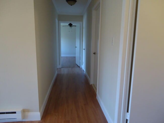 Building Photo - 142 Cross Slope Ct