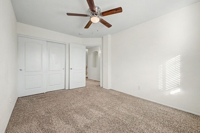Building Photo - 41704 W Sunland Dr