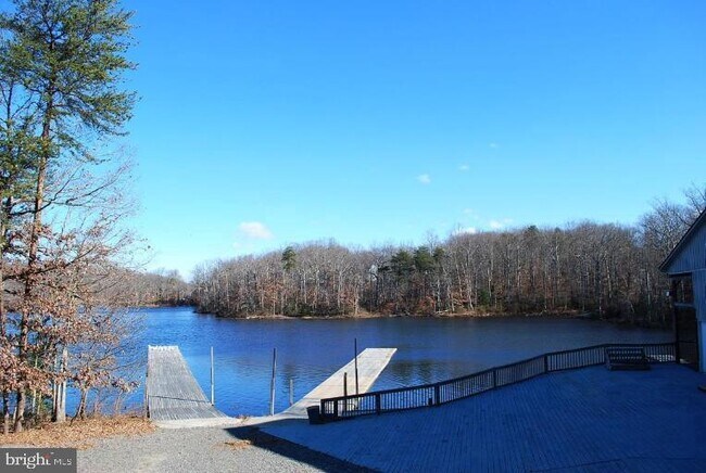 Building Photo - 12183 Cardamom Dr
