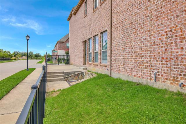 Building Photo - 4200 Comanche Dr