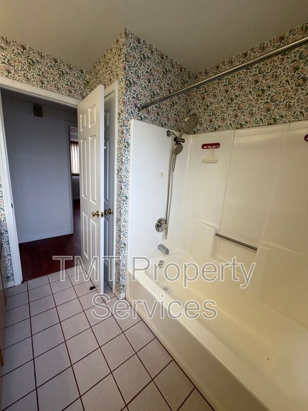 Building Photo - 2 Polvadera Ct