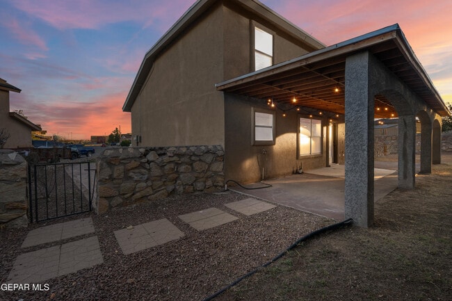 Building Photo - 3329 Tierra Sara Ln