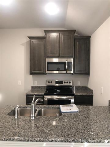 Building Photo - 1413 Warringwood Dr
