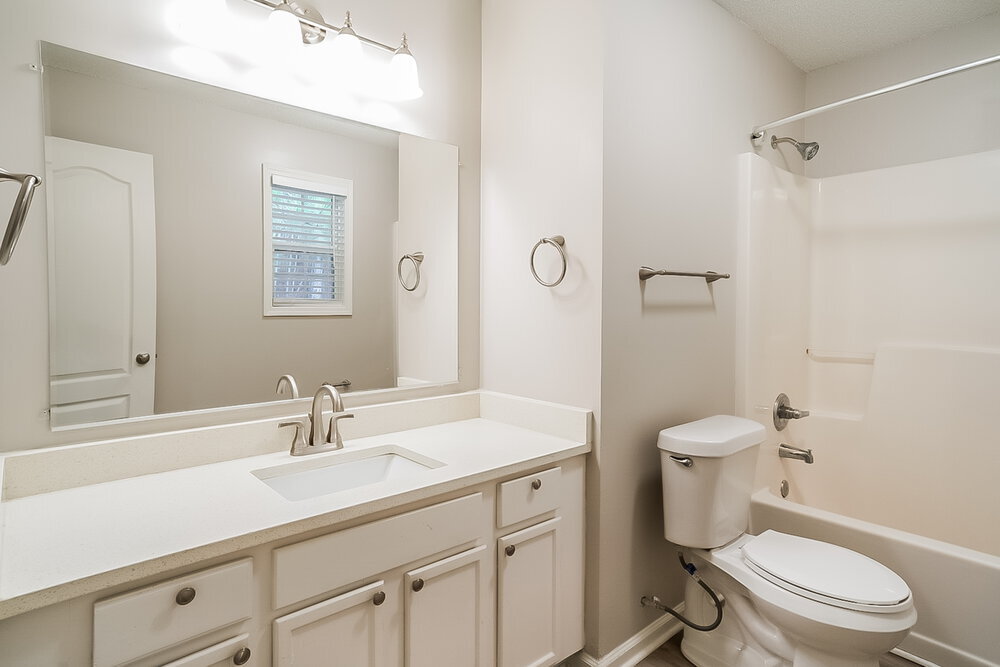 Building Photo - 4925 Brookwood Pl