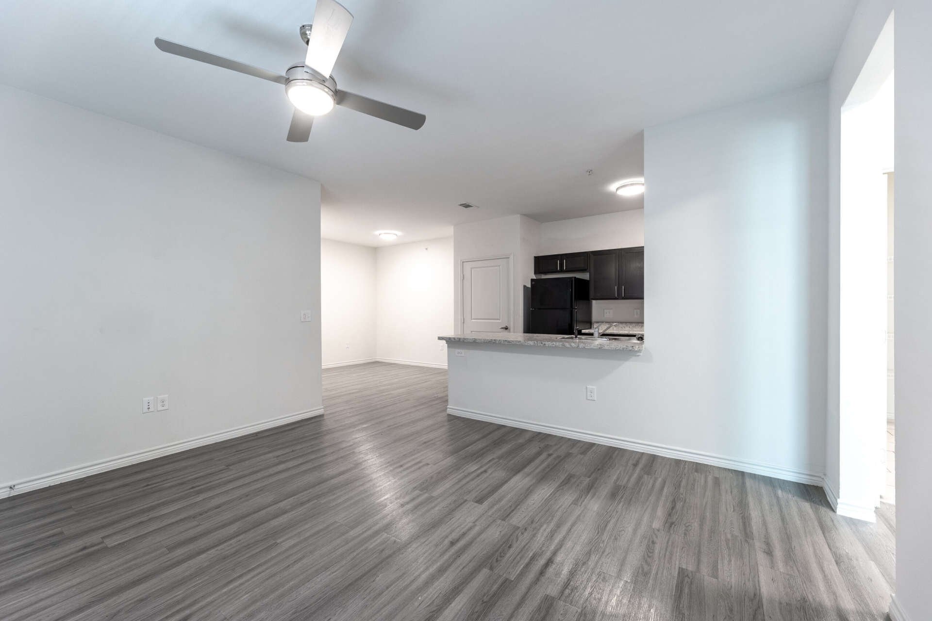 Building Photo - 2900 La Junta St