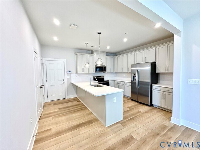 Building Photo - 1501 W Moore St