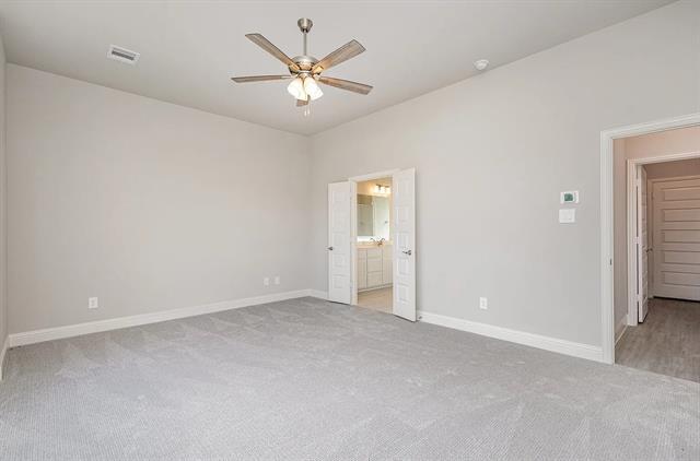 Building Photo - 180 Crystal Lk Ln