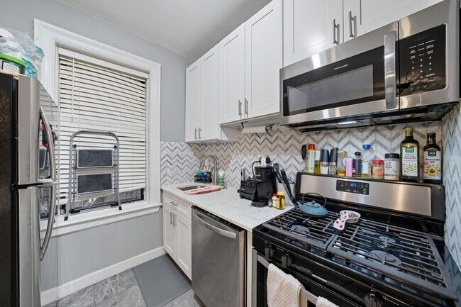 Building Photo - 429 Fairmount Ave
