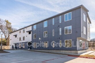 Building Photo - 948 S Corinth St Rd