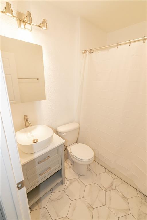 Building Photo - 10604 Lanshire Dr