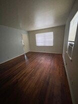 Building Photo - 1108 Neff St