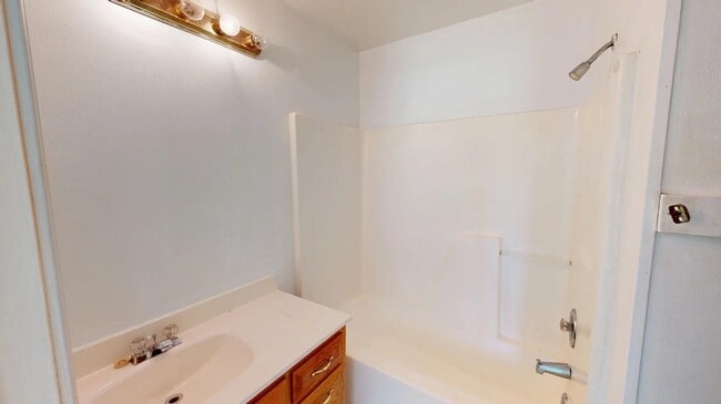 Building Photo - 1112 Pinder Ln