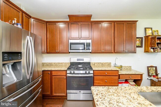 Building Photo - 2330 NJ-33