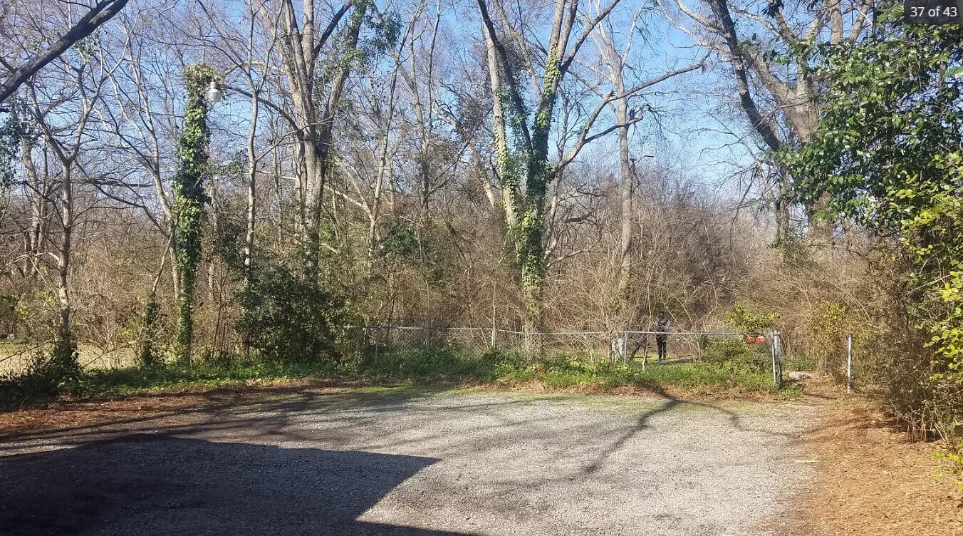 Building Photo - 341 Athens Ave