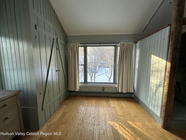 Building Photo - 180 Yerry Hill Rd