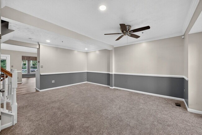 Building Photo - 8155 Deer Chase Ln