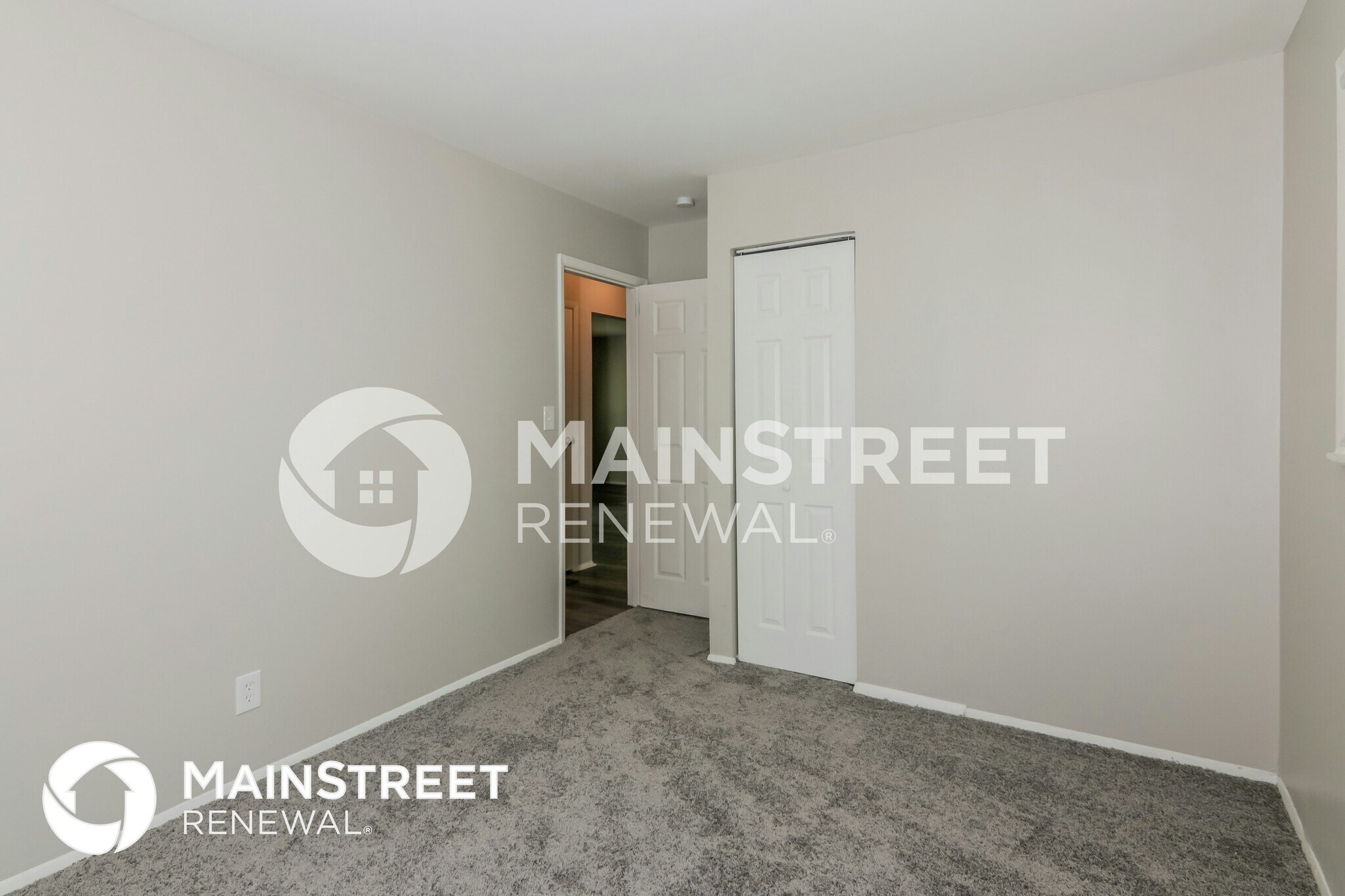Building Photo - 5112 Benham Dr