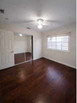 Building Photo - 1927 Fremont Ave