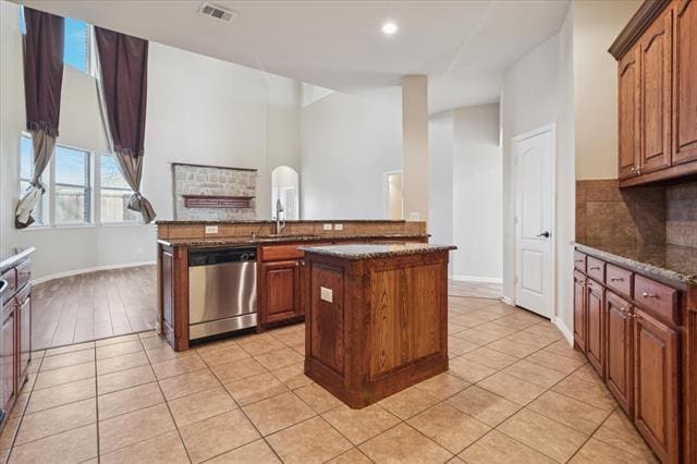 Building Photo - 1206 Antoinette Dr