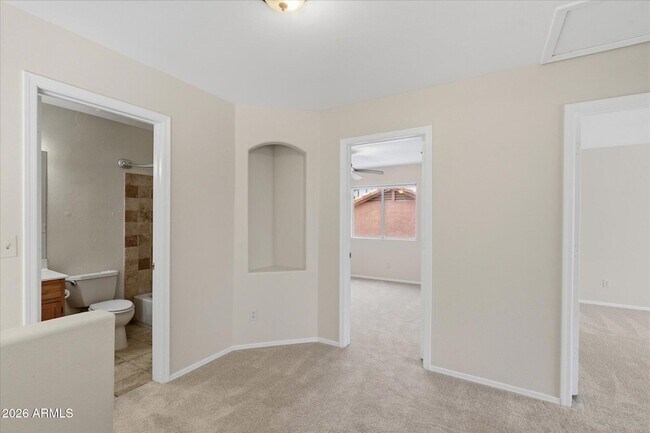 Building Photo - 15034 S 47th St