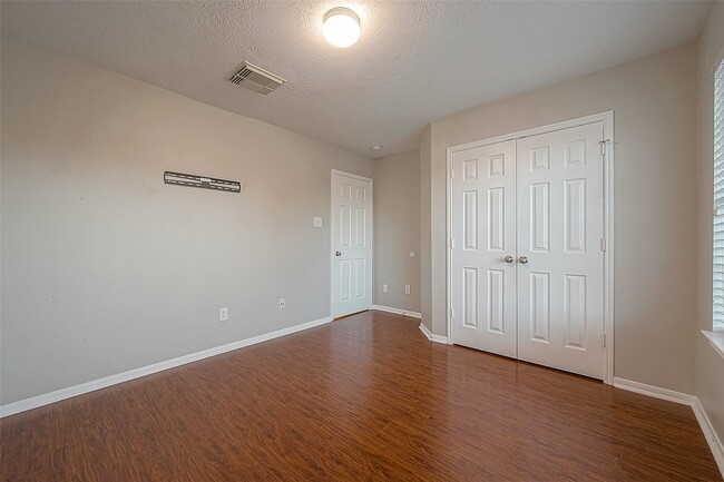Building Photo - 3214 Northgate Ct