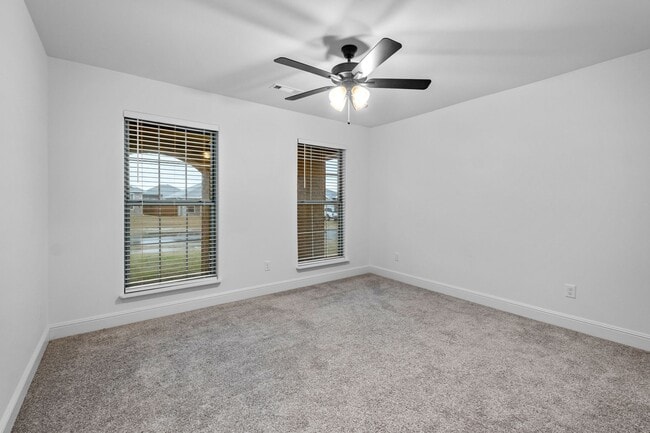 Building Photo - Gorgeous Home in Bentonville!