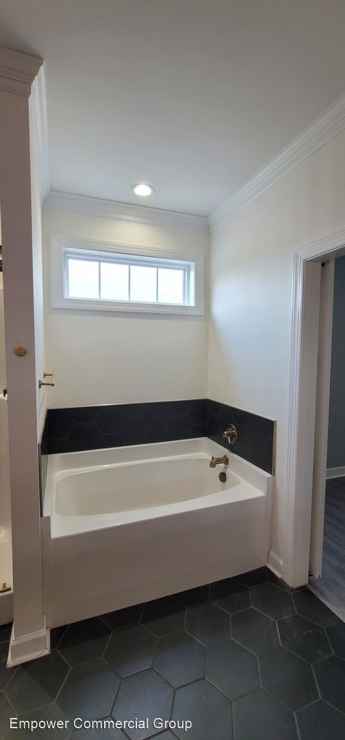 Building Photo - 4 br, 3 bath House - 214 Summerlin Drive