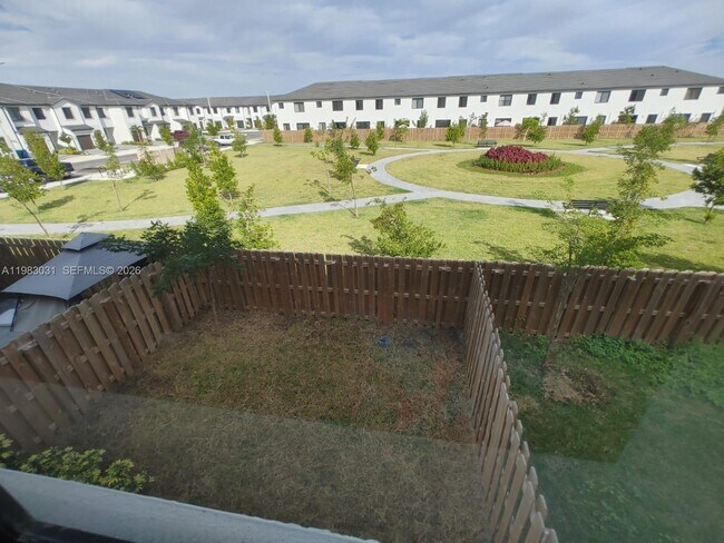 Building Photo - 1280 N Flagler Ave