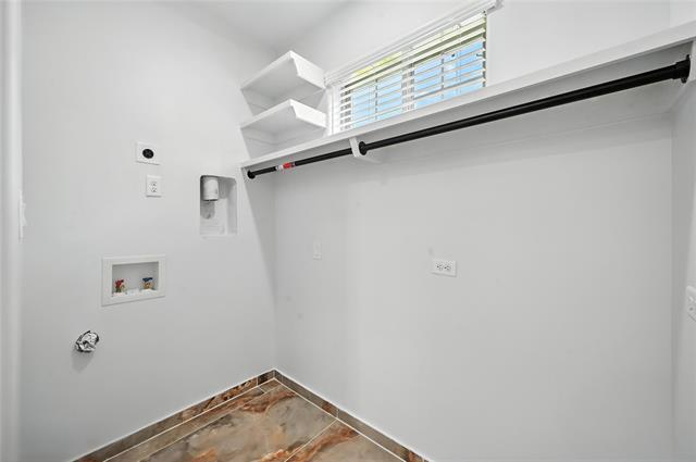 Building Photo - 936 Elwood Rd