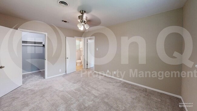 Building Photo - 1511 University Dr