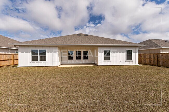 Building Photo - Brand New 4 Bed 2 Bath Home in Foley