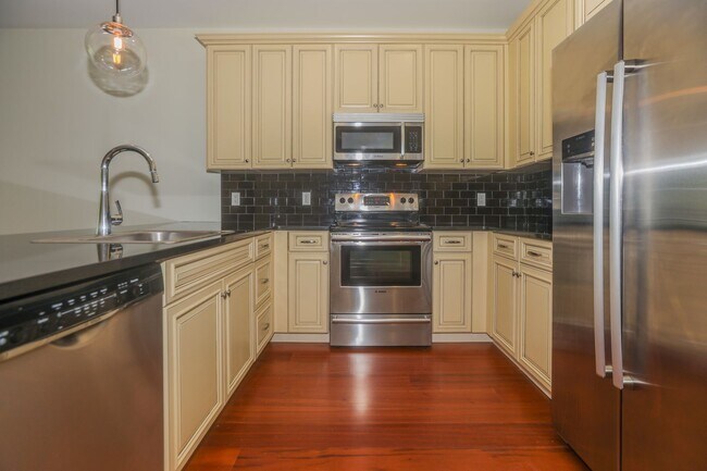 Building Photo - The Infinity Luxury Residences.