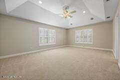 Building Photo - 235 Vale Dr