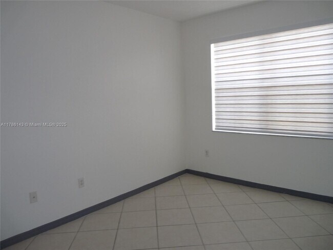 Building Photo - 8980 W Flagler St