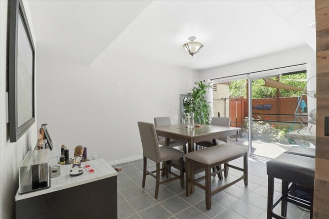 Building Photo - 4081 Yankee Dr