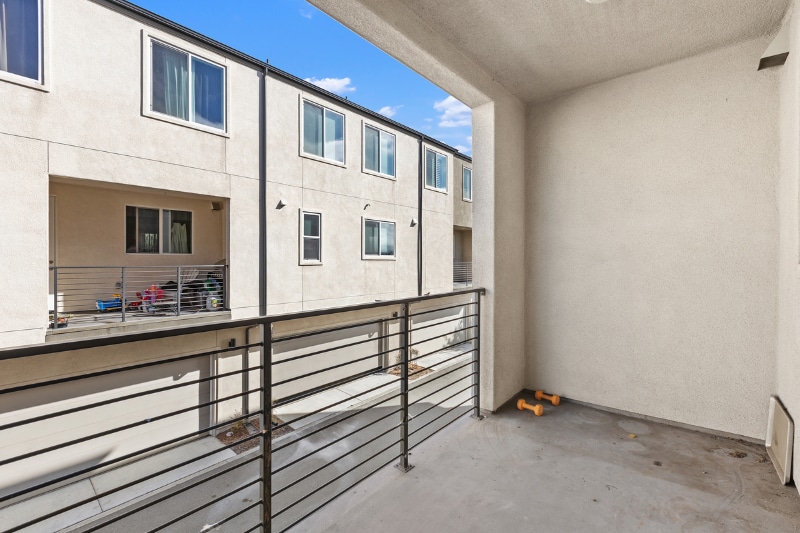 Building Photo - 5272 Beachfront Cove