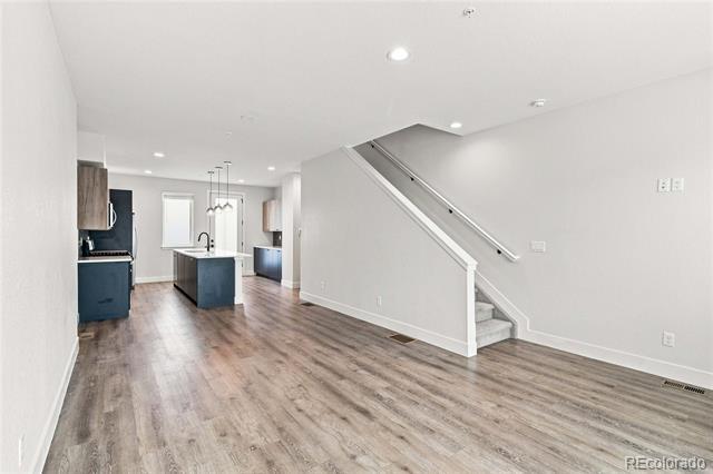 Building Photo - 5256 W 16th Ave