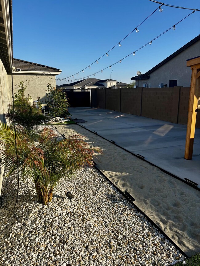 Building Photo - 7615 E 36th Pl