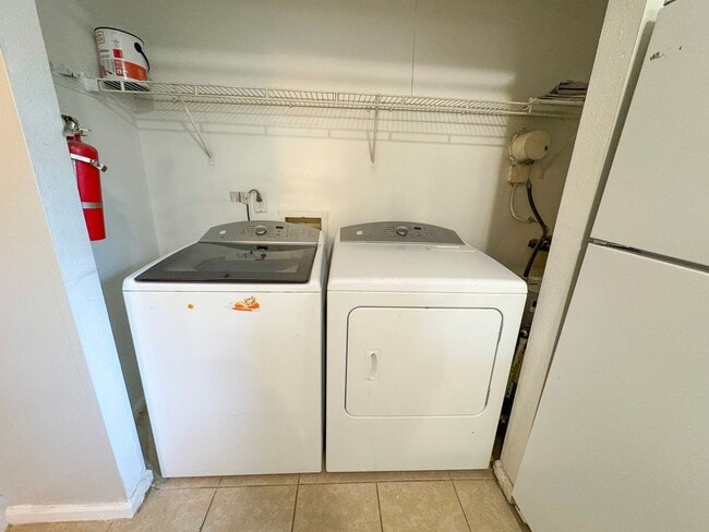 Building Photo - Myrtle Beach - 2 Bedroom / 1.5 Bathroom Townhome