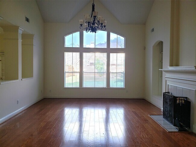 Building Photo - 5319 Ashley Way Ct