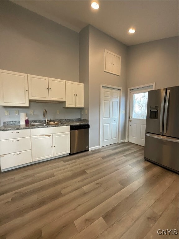 Building Photo - 110 Division St E