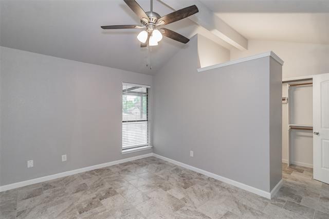 Building Photo - 2312 Shady Turf Dr